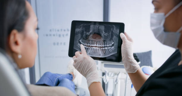Licensed Tooth Extraction service in Woodhaven, MI - Smile Center Dentistry